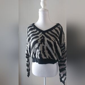 Kendall & Kylie Zebra V-Neck Sweater